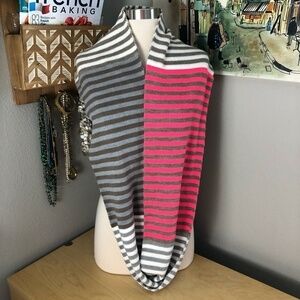 GAP Striped Scarf Women's One Size Gray Pink & Ivory